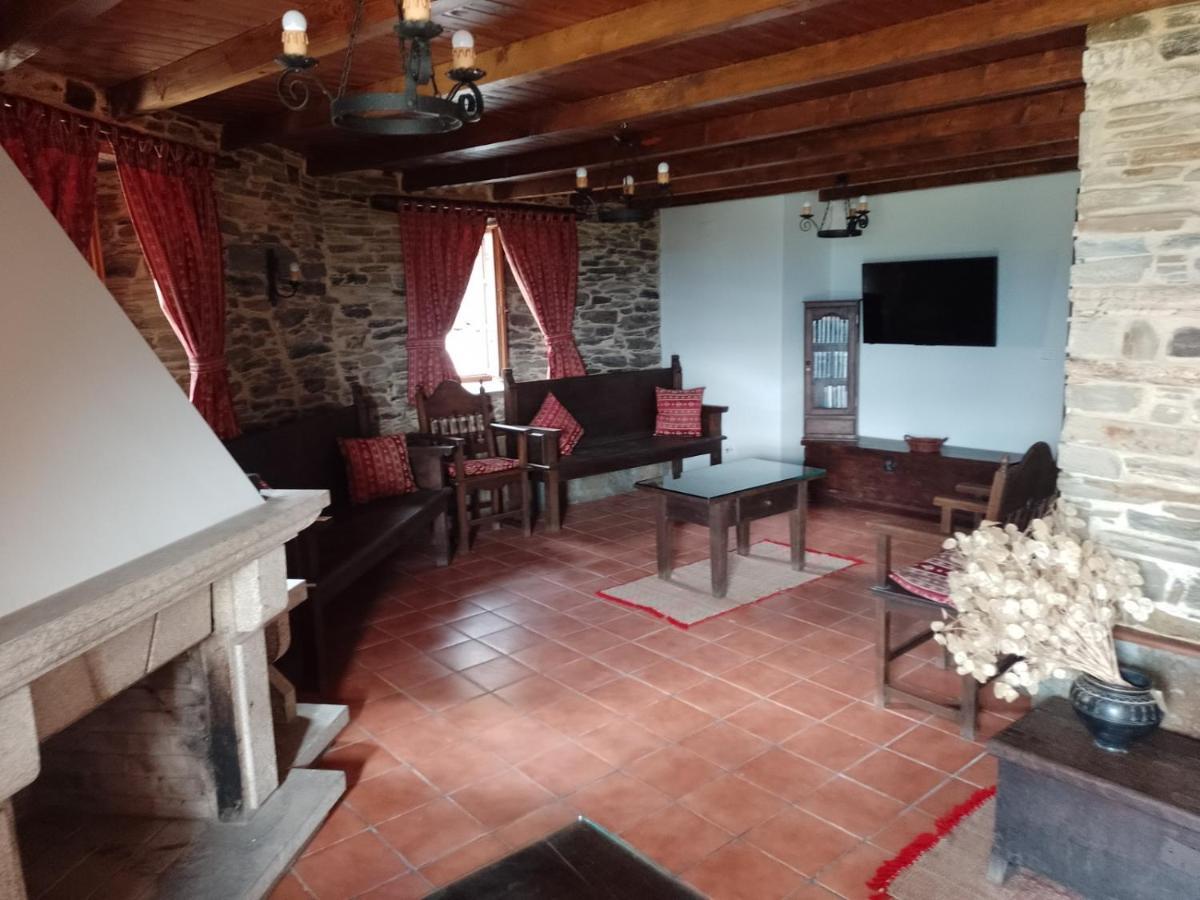 Casa Arza Lägenhet Tríacastela Exteriör bild